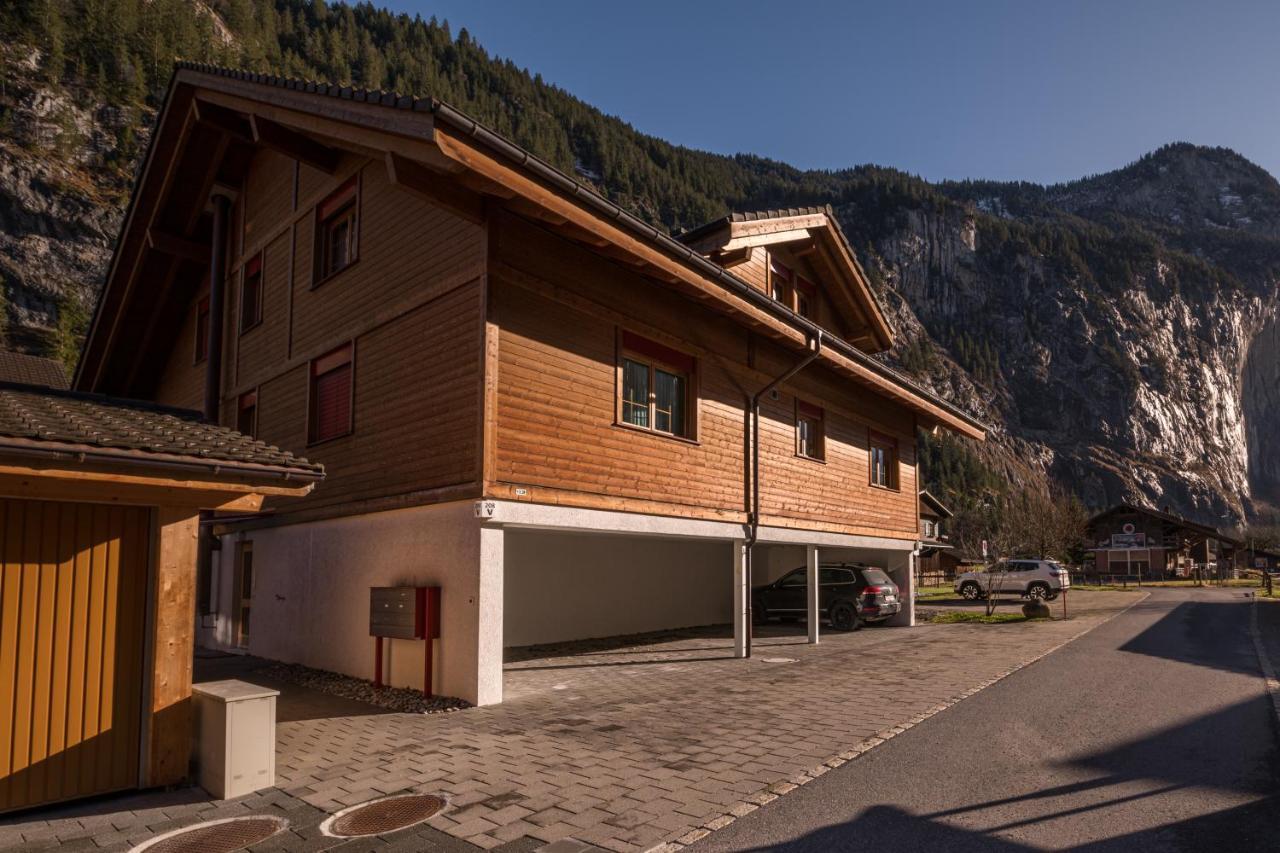 Apartment Trümmelbach, Comfortabl&Cozy, Private Terrace with best views Lauterbrunnen Exterior foto